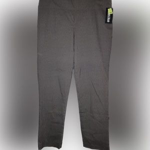 Woman’s Stretch Pants